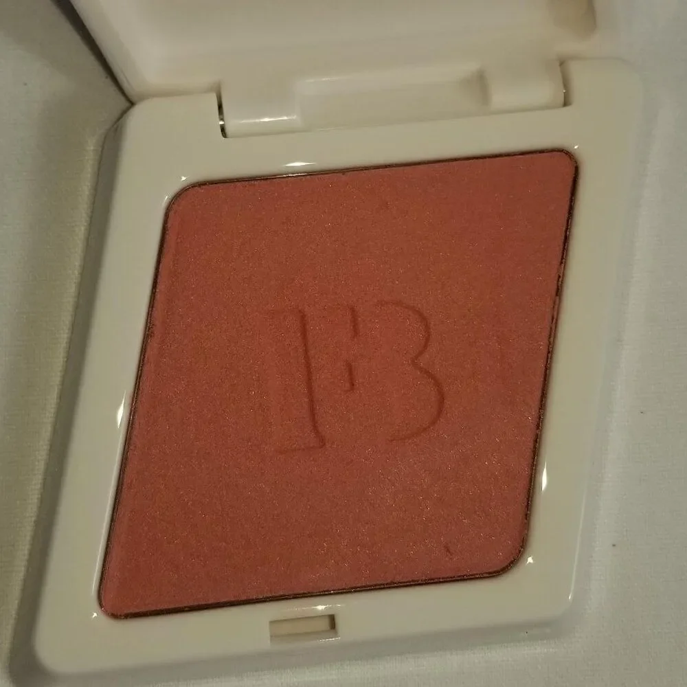 Fenty Beauty - Fenty Cheeks Suede Waterproof Powder Blush - Sundress SZN